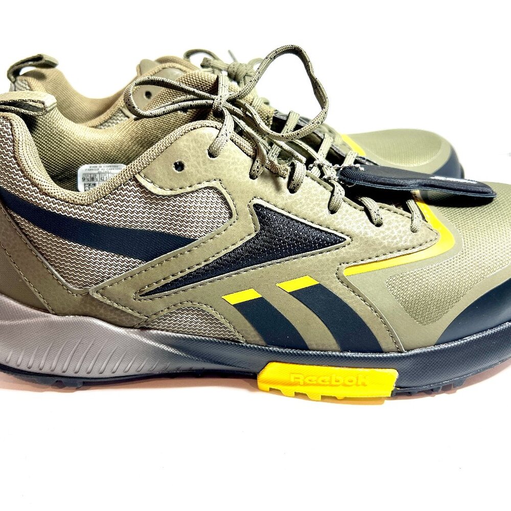 Reebox Lavante Trail 2 Work - RB3240. Size 9.5.